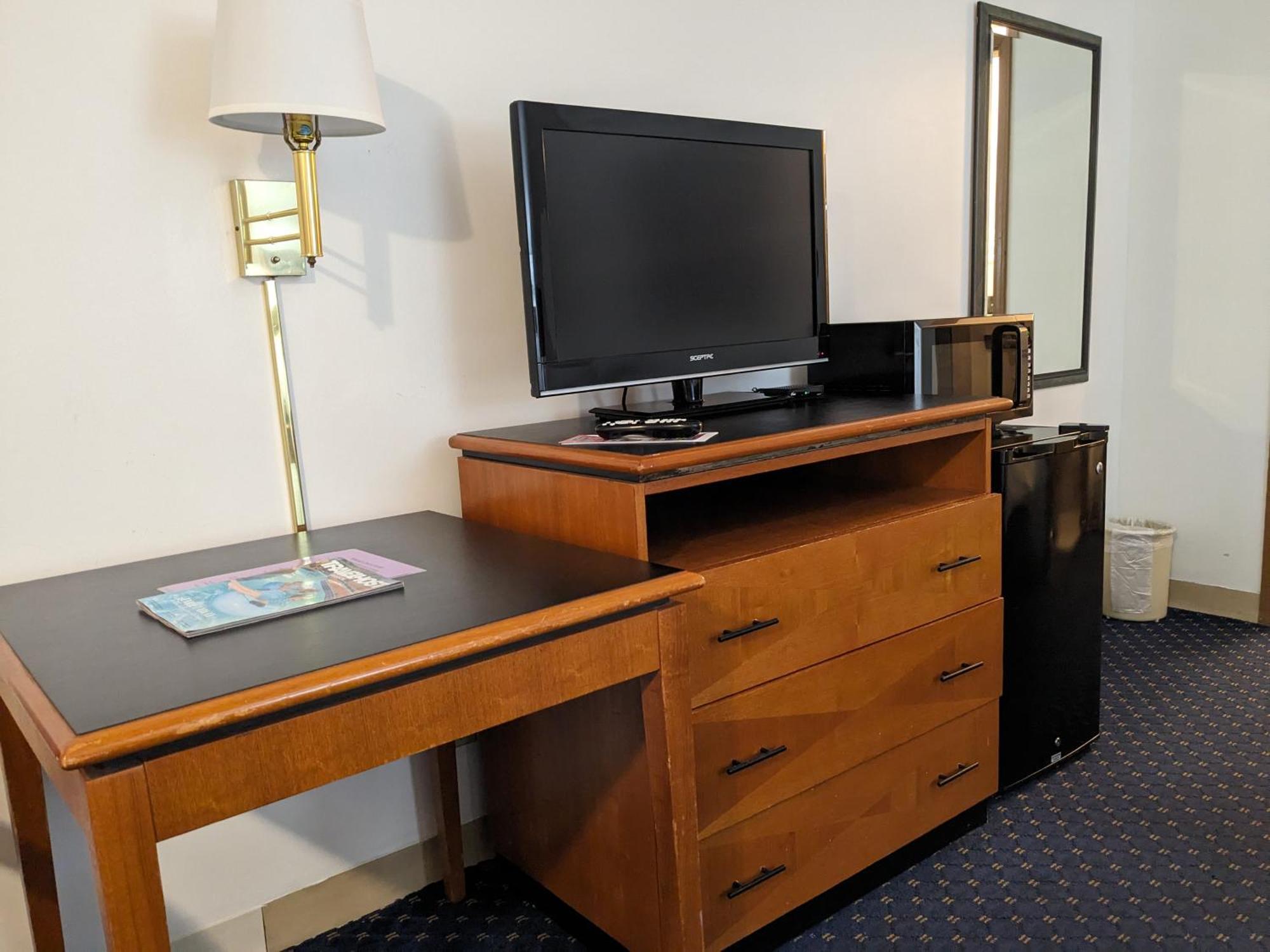 Dutton Inn Бренсън Екстериор снимка